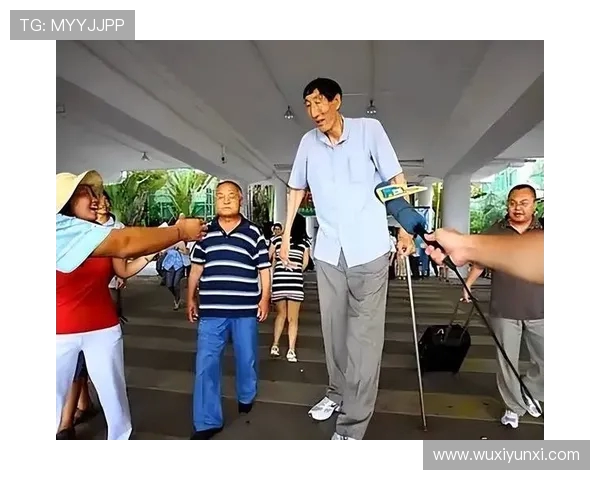 托沙克:阿隆索希望皇社失利 不满出场时间向教练表达不失为正当抗议 托沙克:阿隆索希望皇社失利 不满出场时间向教练表达不失为正当抗议