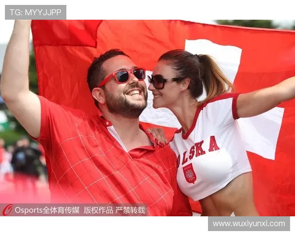 福登进球激情庆祝被球迷拉着自拍坦言完全不认识对方