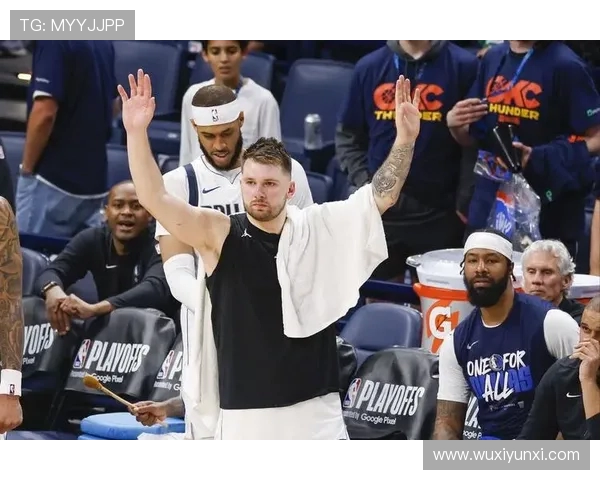 原创安东尼·戴维斯赛后玩笑轻松化解手指伤痛 独行侠力克掘金显示复苏迹象 原创安东尼·戴维斯赛后玩笑轻松化解手指伤痛 独行侠力克掘金显示复苏迹象